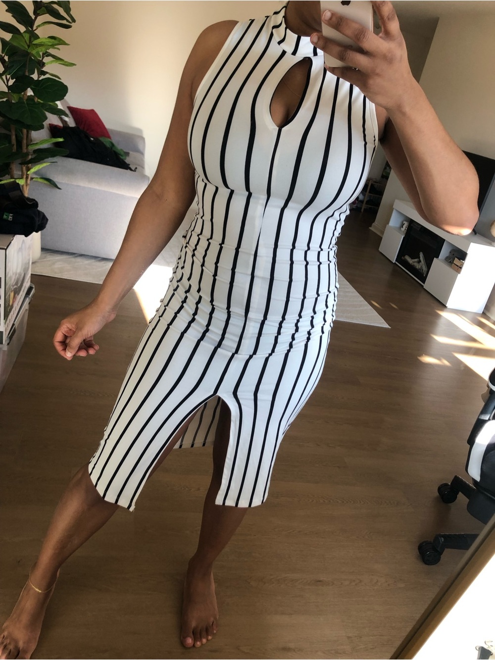 Sleeveless White & Black Striped Keyhole Midi Dress